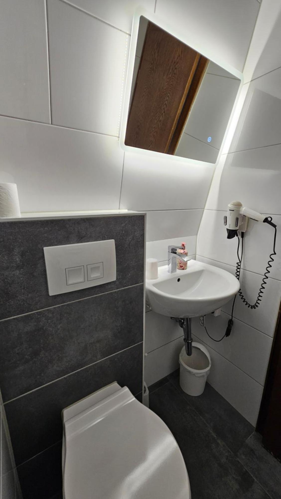 Hotel Koelner Hof Mülheim an der Ruhr Екстериор снимка